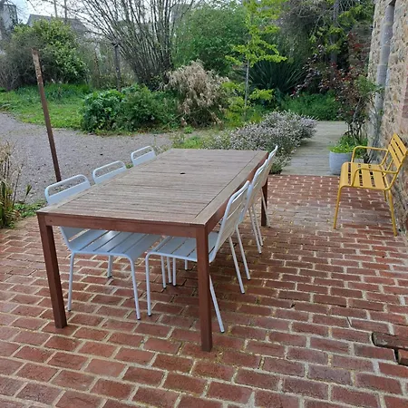 Holiday home 600m Bord De Centre Du Val Andre La Maison Des Pres